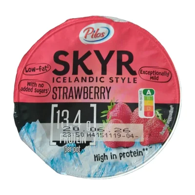 Skyr Icelandic Style Strawberry Pilos